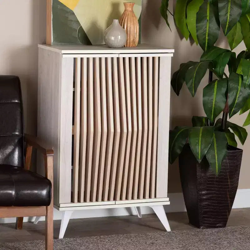 Armario de madera de 2 puertas: Diseño de mediados de siglo, 4 estantes, patas en ángulo